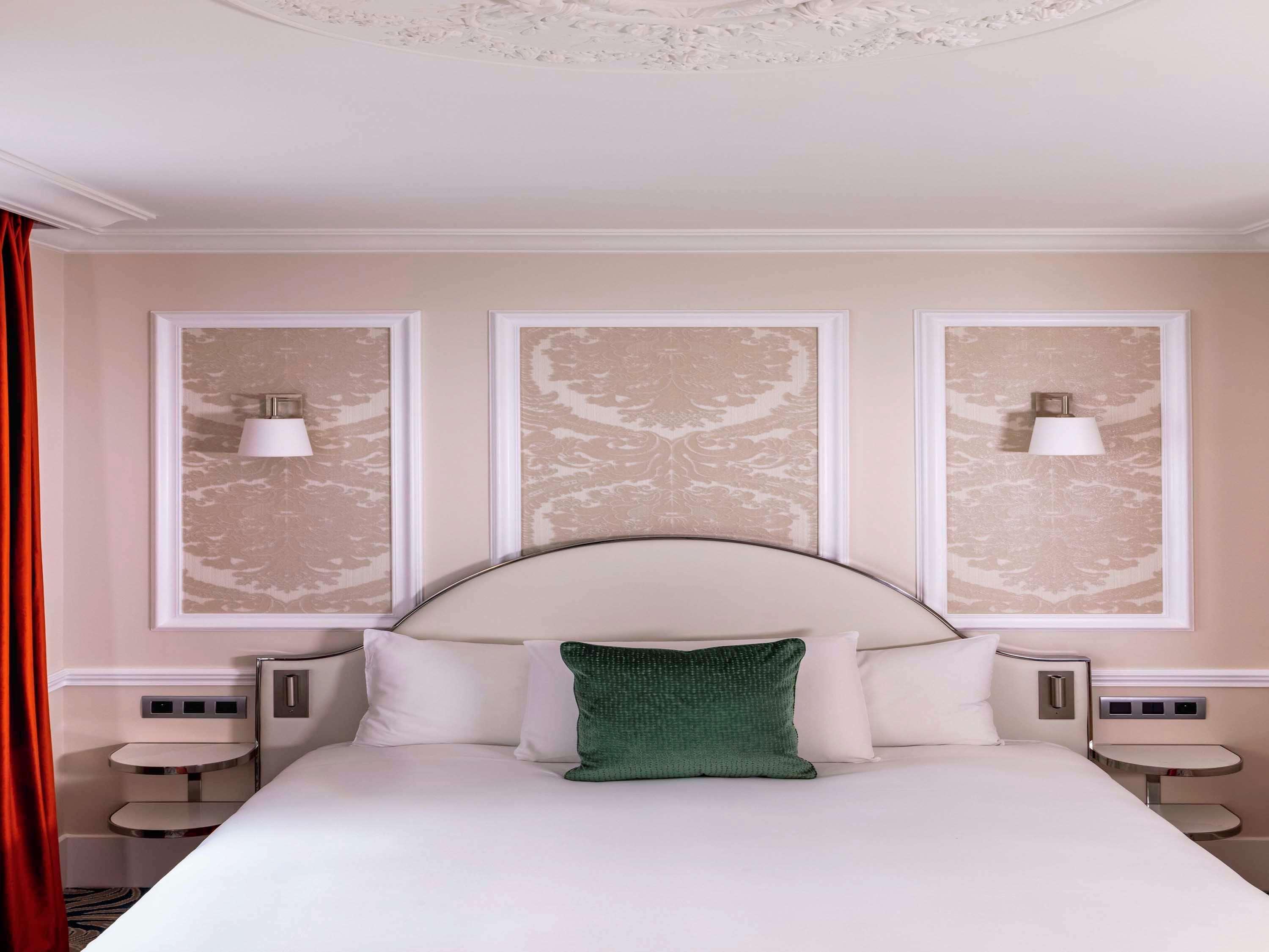 เมอร์เคียว ปาริส เลอ ซอบอน ชองต์ เจอร์เมน เด เพร Hotel ปารีส ภายนอก รูปภาพ